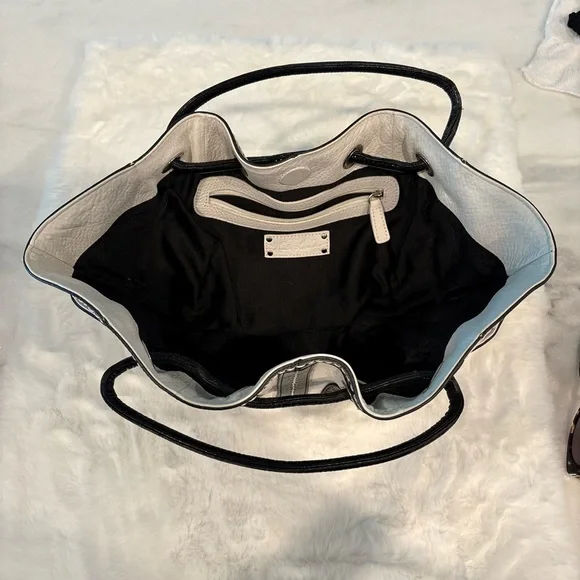 Kate Landry | White and Black Leather Purse Handbag | Like-New Condition - Picture 9 of 11